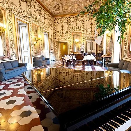 Decumani Hotel De Charme Napoli Esterno foto