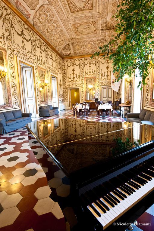 Decumani Hotel De Charme Napoli Esterno foto