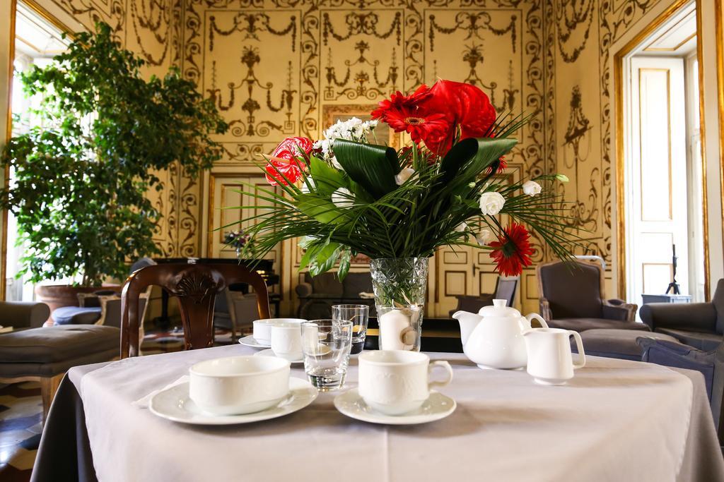Decumani Hotel De Charme Napoli Esterno foto